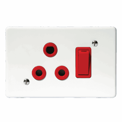 Crabtree Single Ded Switched Socket 4x2 Yoke With White Cover Plate