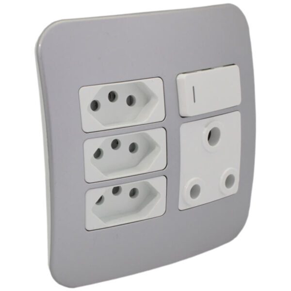 VETi 1 - Switched Wall Socket, 3x V-Slim - White + Silver Complete